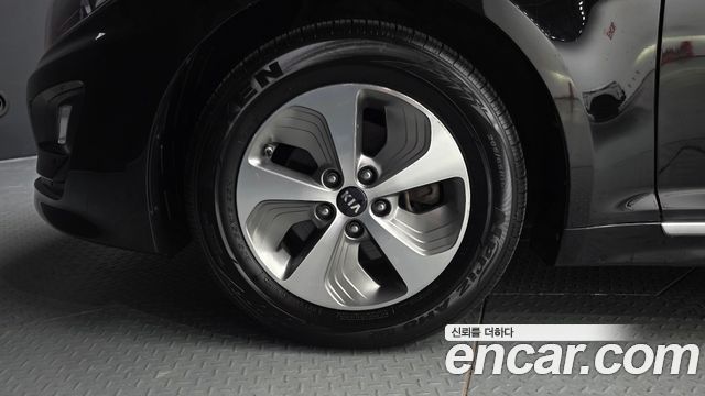 Kia K5 2015 — photo 5