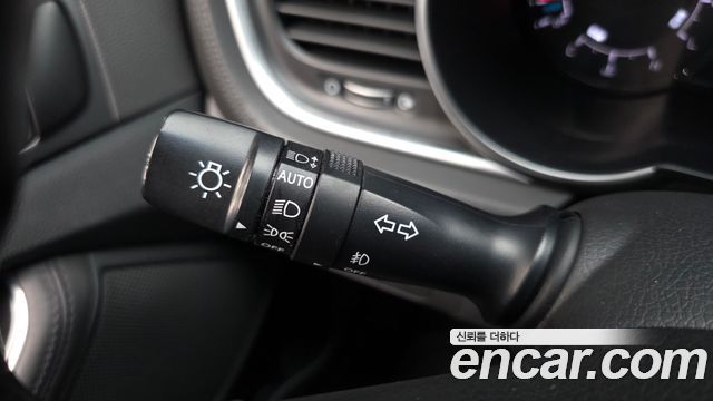 Kia K5 2015 — photo 25