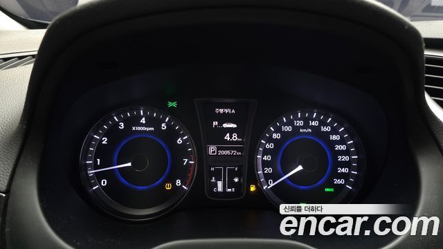 Hyundai Grandeur 2012 — photo 8