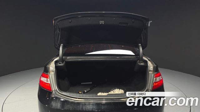 Hyundai Grandeur 2012 — photo 20