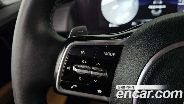 Kia Canival 2023 — photo 29