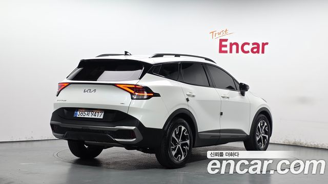 Kia Sportage 2023 — photo 2