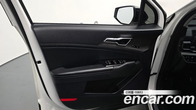 Kia Sportage 2023 — photo 14