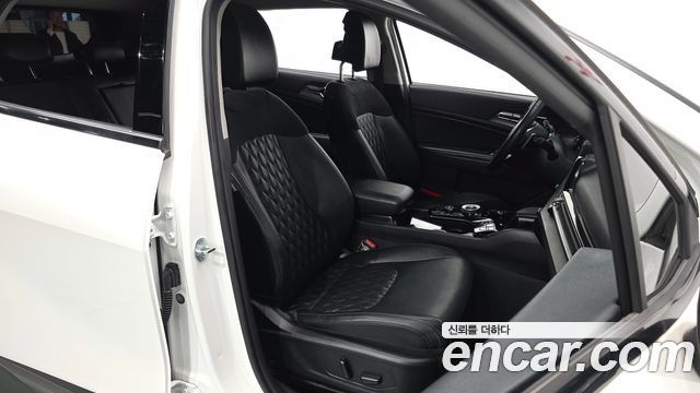 Kia Sportage 2023 — photo 16
