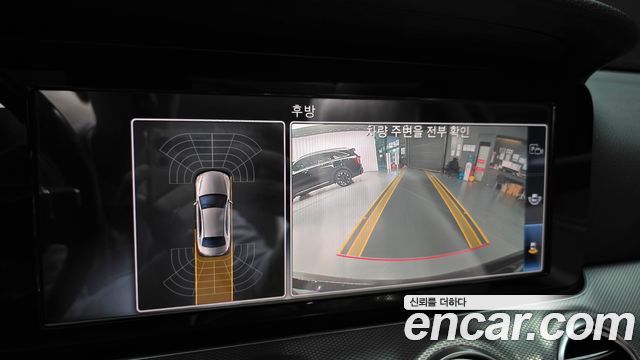 Mercedes-Benz E-Class 2019 — photo 21