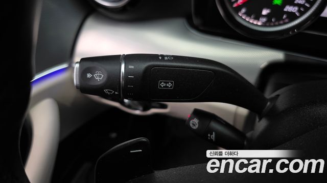 Mercedes-Benz E-Class 2019 — photo 30