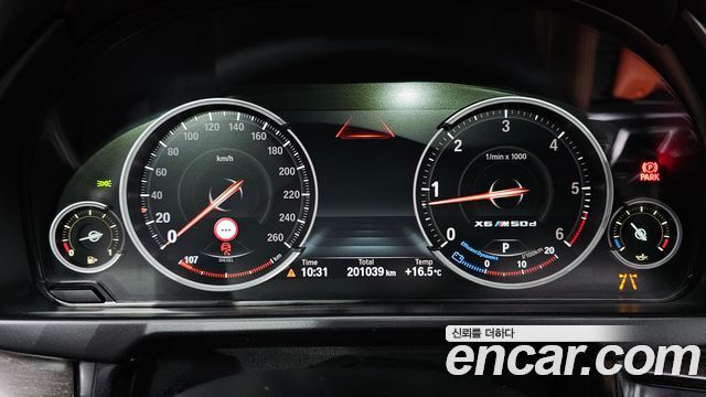 BMW X6 2017 — photo 11