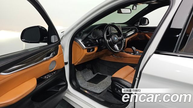 BMW X6 2017 — photo 13