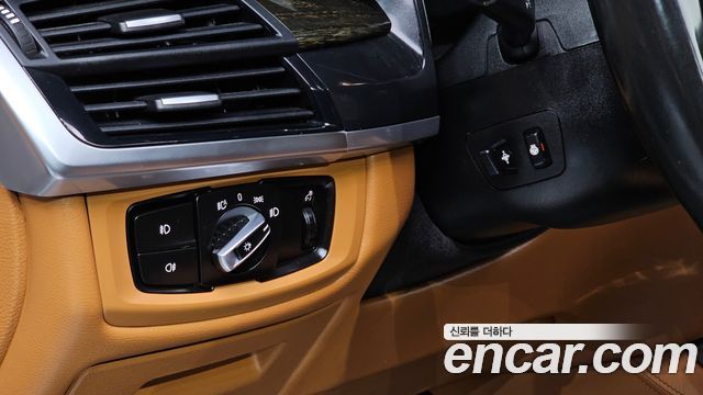 BMW X6 2017 — photo 19