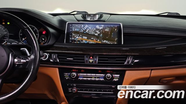 BMW X6 2017 — photo 20