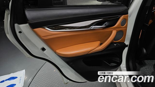 BMW X6 2017 — photo 15