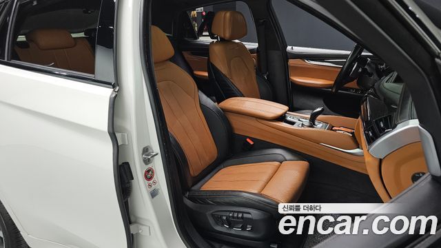 BMW X6 2017 — photo 16