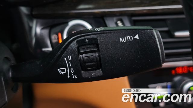 BMW X6 2017 — photo 32