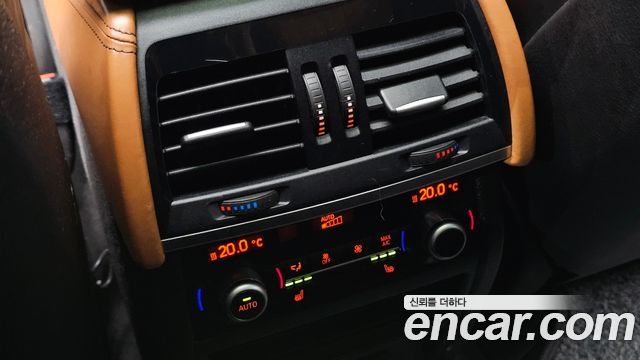 BMW X6 2017 — photo 33