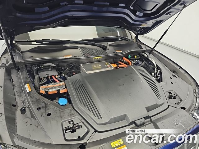 Audi e-tron 2022 — photo 5