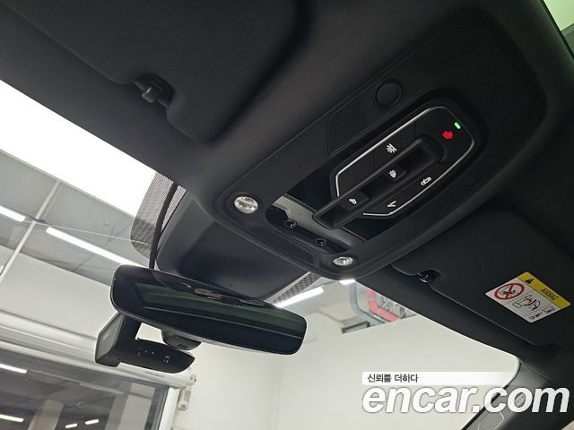 Audi e-tron 2022 — photo 17