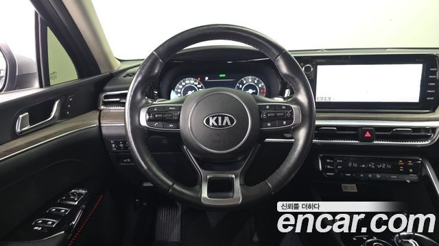 Kia K5 2021 — photo 18