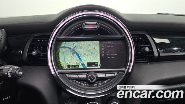 Mini Cooper 2016 — photo 13