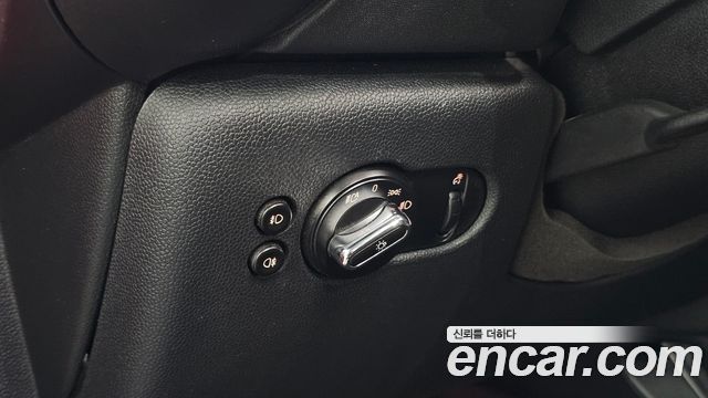 Mini Cooper 2016 — photo 18