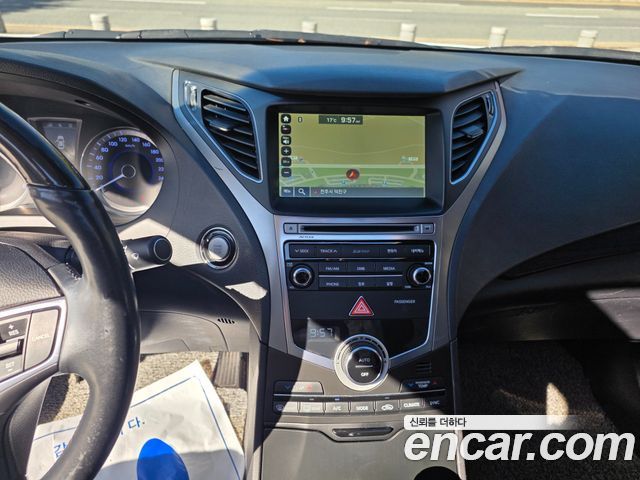 Hyundai Grandeur 2015 — photo 12