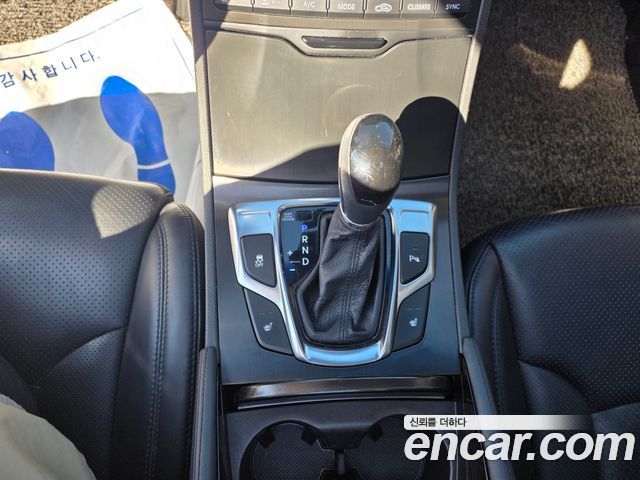 Hyundai Grandeur 2015 — photo 13