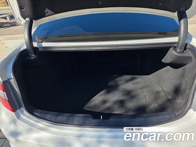 Hyundai Grandeur 2015 — photo 16