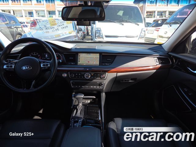 Kia K7 2016 — photo 9