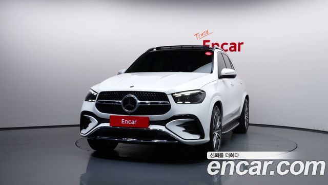 Mercedes-Benz GLE-Class 2024 — photo 3