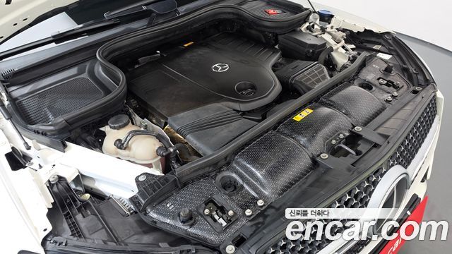 Mercedes-Benz GLE-Class 2024 — photo 6