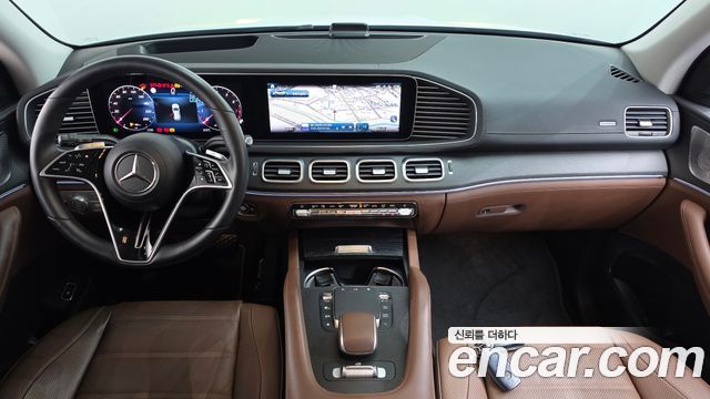 Mercedes-Benz GLE-Class 2024 — photo 10