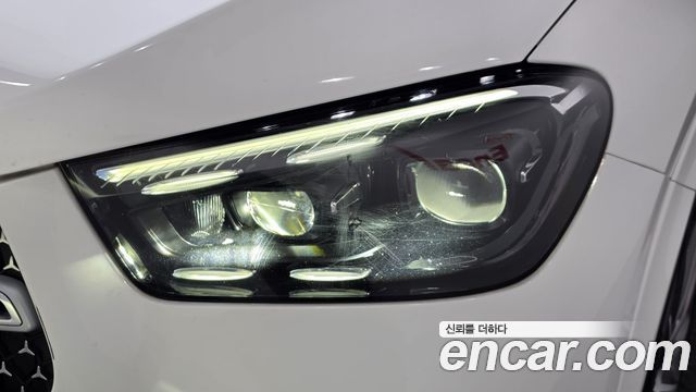 Mercedes-Benz GLE-Class 2024 — photo 8