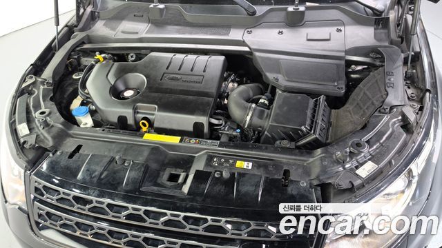 Land Rover Discovery Sport 2019 — photo 6