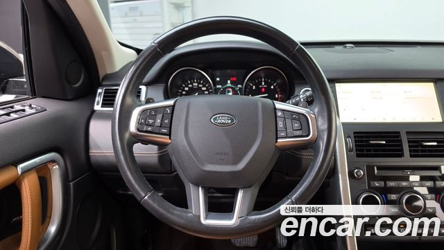 Land Rover Discovery Sport 2019 — photo 19