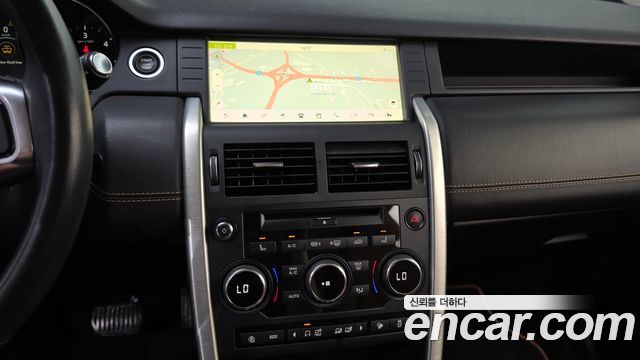 Land Rover Discovery Sport 2019 — photo 20