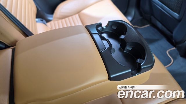 Land Rover Discovery Sport 2019 — photo 31