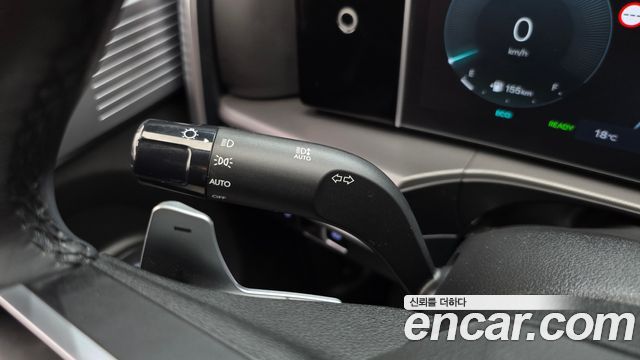 Hyundai Santafe 2024 — photo 28