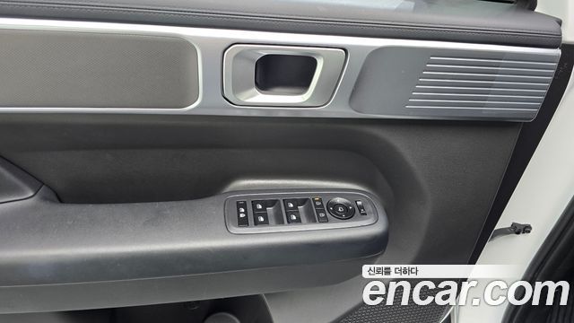 Hyundai Santafe 2024 — photo 31