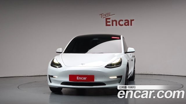 Tesla Model 3 2022 — photo 3