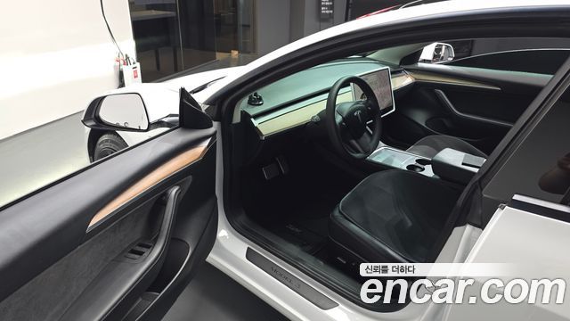 Tesla Model 3 2022 — photo 13
