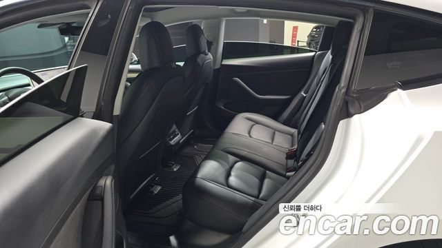 Tesla Model 3 2022 — photo 17