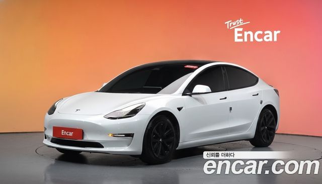 Tesla Model 3 2022 — photo 1