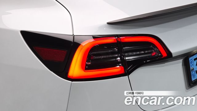 Tesla Model 3 2022 — photo 9