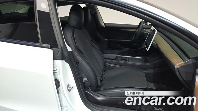 Tesla Model 3 2022 — photo 16