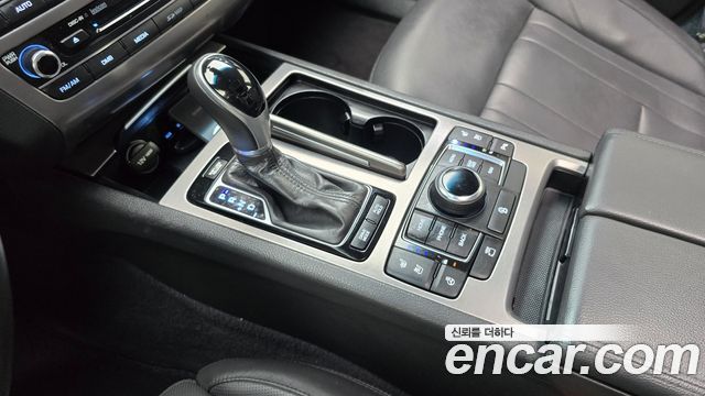 Hyundai Genesis 2016 — photo 12
