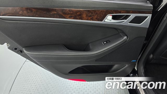 Hyundai Genesis 2016 — photo 15