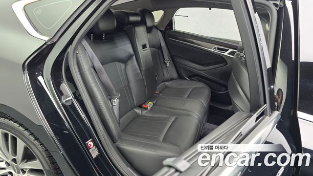 Hyundai Genesis 2016 — photo 16