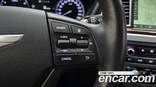 Hyundai Genesis 2016 — photo 29