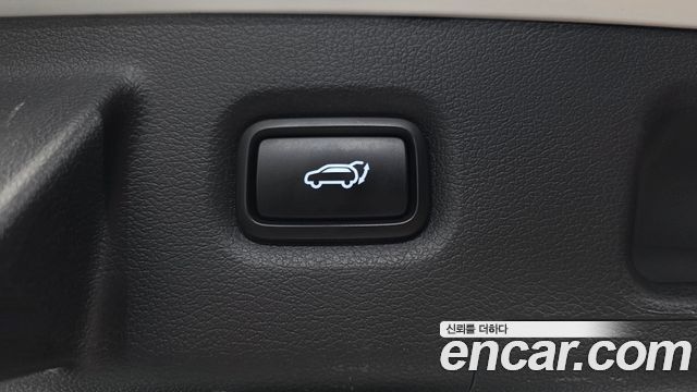 Hyundai Santafe 2023 — photo 35