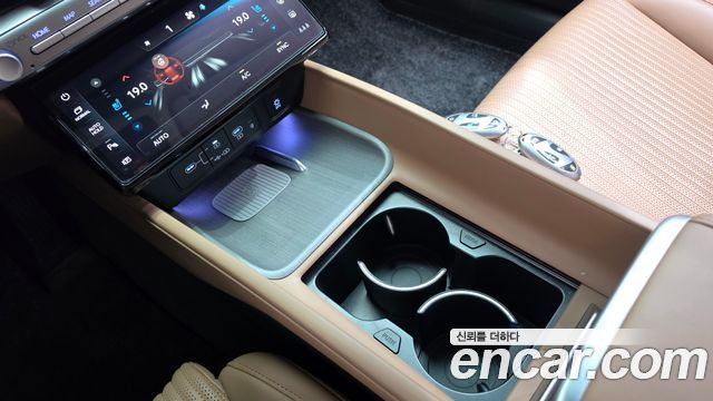 Hyundai Grandeur 2023 — photo 32