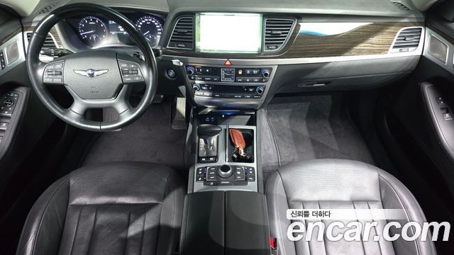 Genesis G80 2018 — photo 10